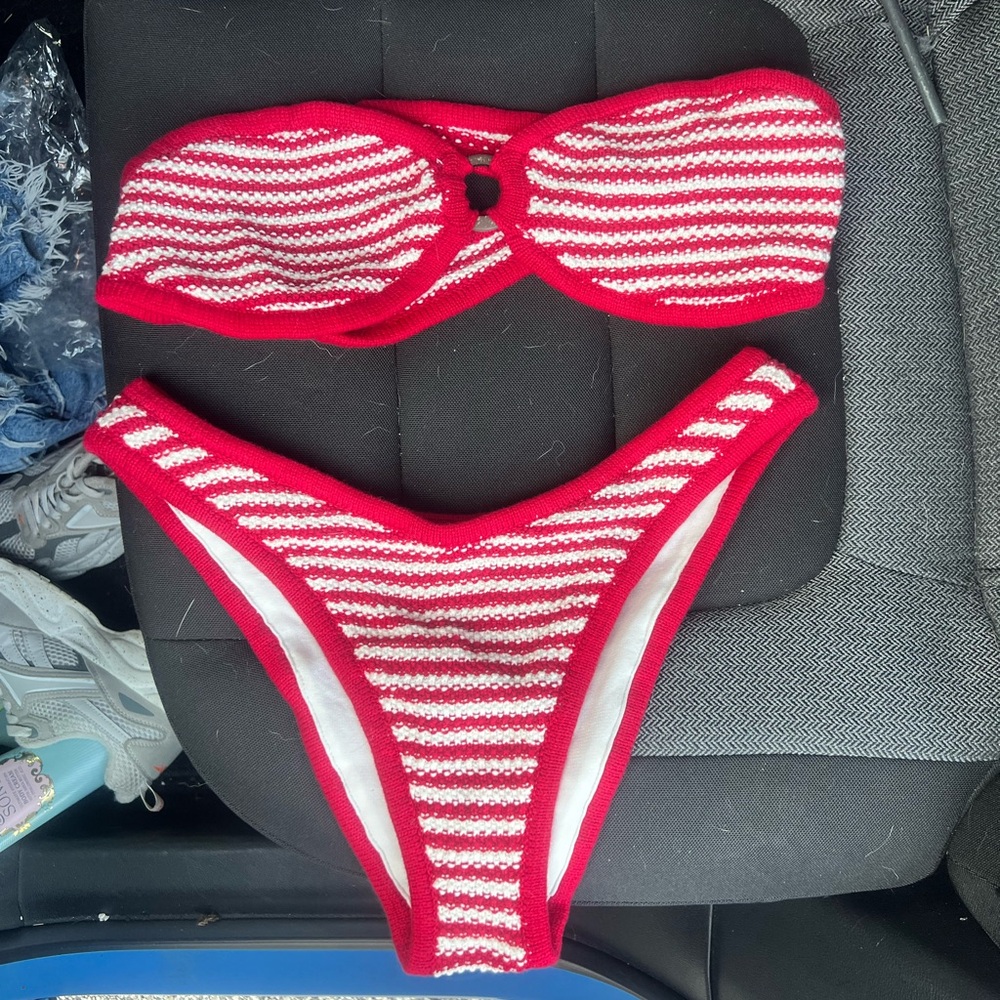 PacSun Red and White Knit Swim Top